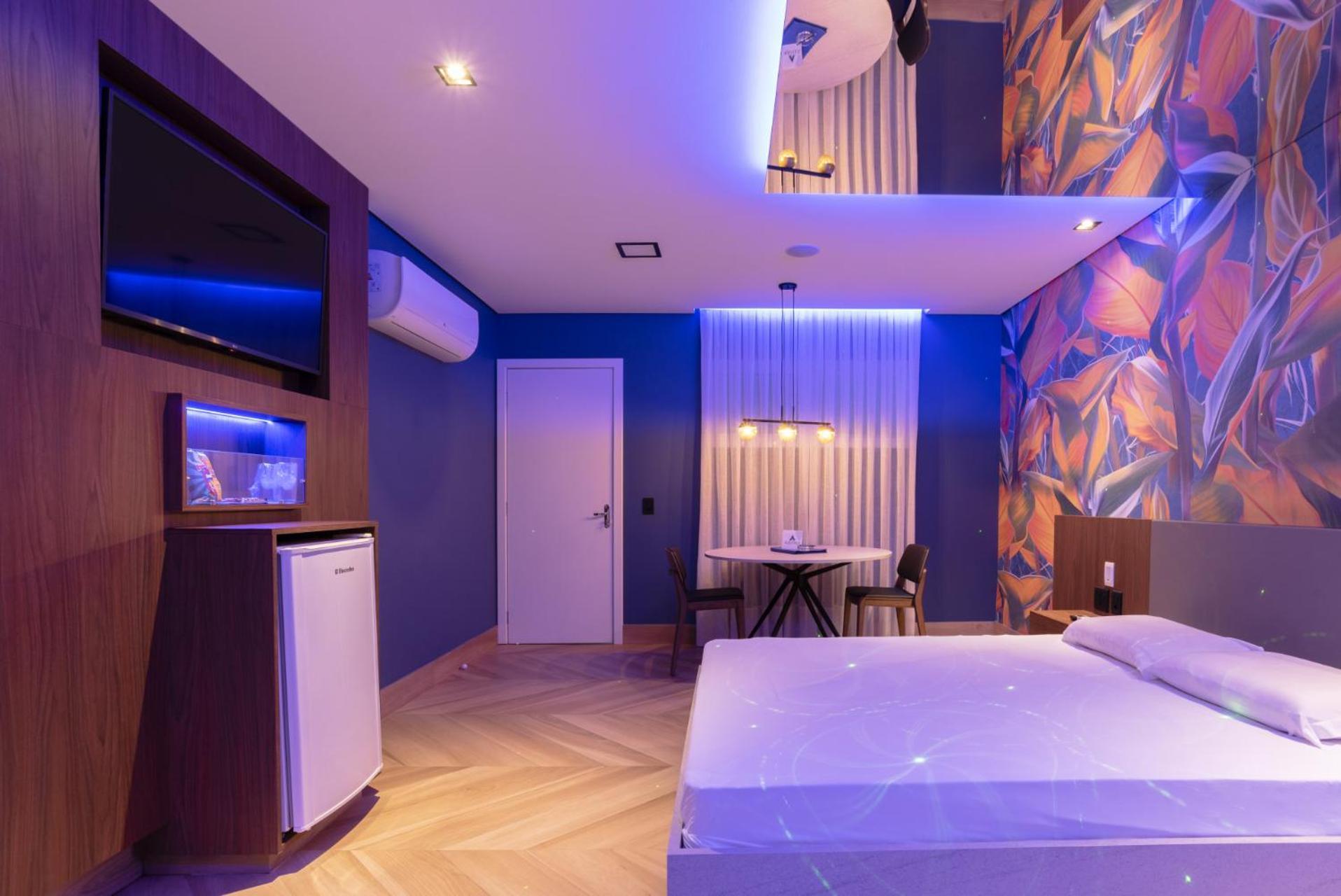 Motel Aquarius (Adults Only) Каксиас-До-Сул Екстериор снимка